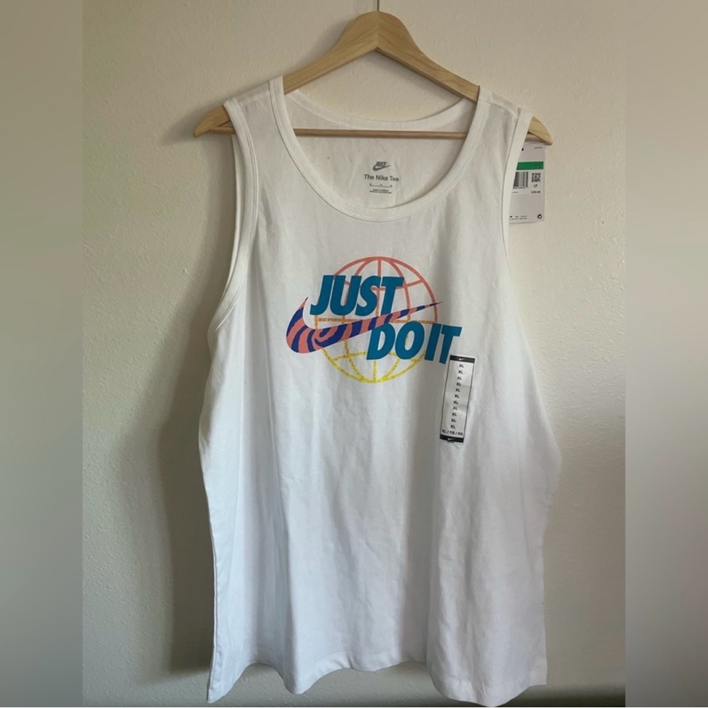 NWOT Nike Mens Tank top White